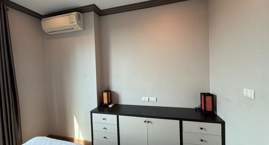 For rent 1 bed condo in Pathum Wan, Bangkok