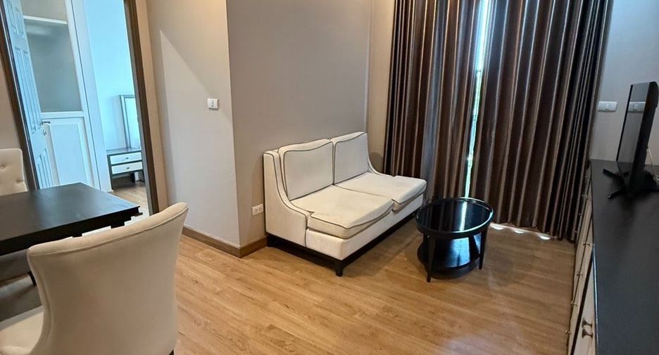 For rent 1 bed condo in Pathum Wan, Bangkok