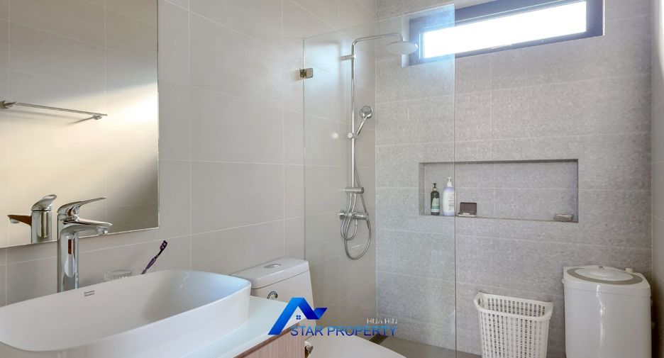 For sale 5 bedrooms villa in Hua Hin, Prachuap Khiri Khan