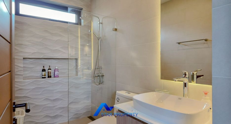 For sale 5 bedrooms villa in Hua Hin, Prachuap Khiri Khan