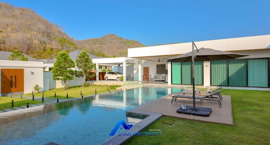For sale 5 bedrooms villa in Hua Hin, Prachuap Khiri Khan