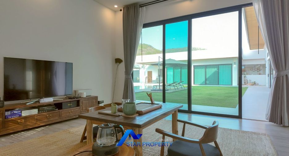 For sale 5 bedrooms villa in Hua Hin, Prachuap Khiri Khan