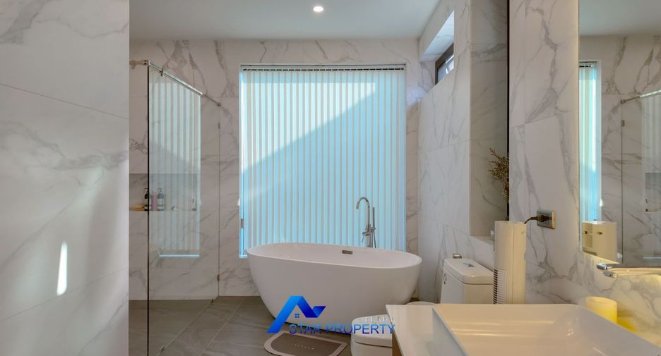 For sale 5 bedrooms villa in Hua Hin, Prachuap Khiri Khan