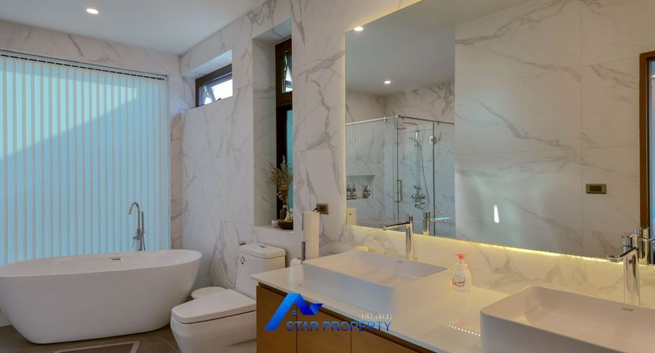 For sale 5 bedrooms villa in Hua Hin, Prachuap Khiri Khan