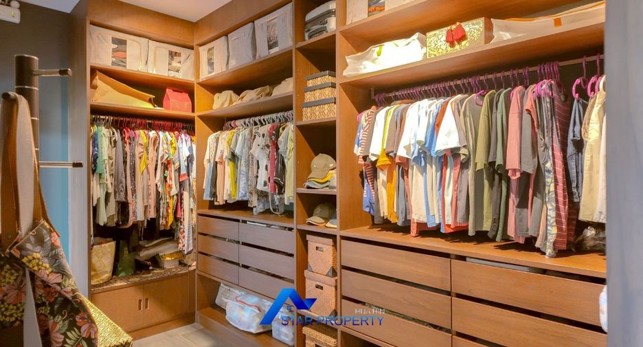 For sale 5 bedrooms villa in Hua Hin, Prachuap Khiri Khan