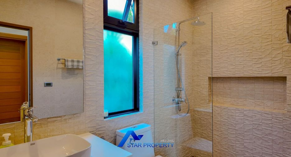 For sale 5 bedrooms villa in Hua Hin, Prachuap Khiri Khan