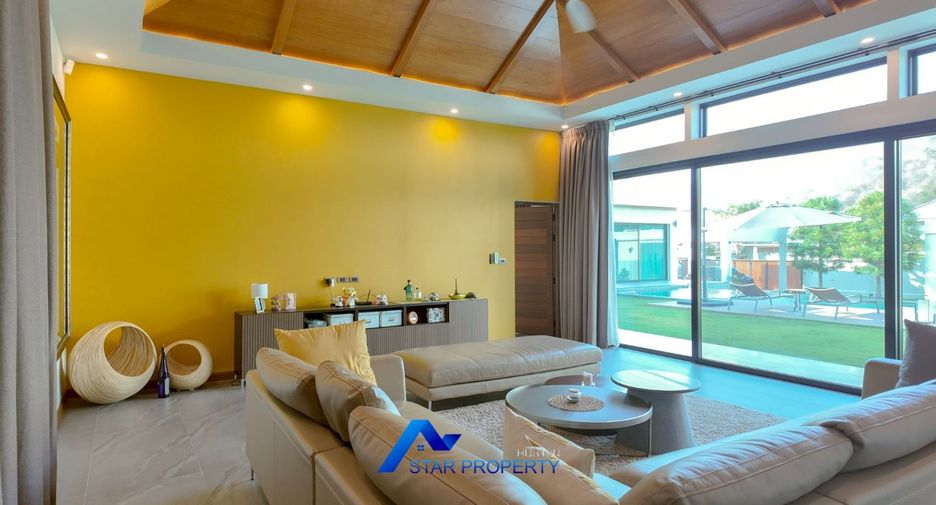 For sale 5 bedrooms villa in Hua Hin, Prachuap Khiri Khan