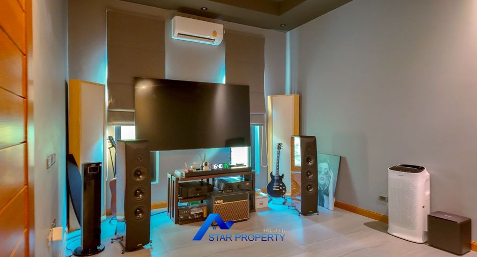 For sale 5 bedrooms villa in Hua Hin, Prachuap Khiri Khan
