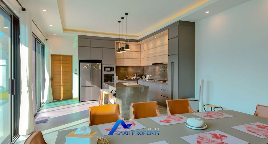 For sale 5 bedrooms villa in Hua Hin, Prachuap Khiri Khan