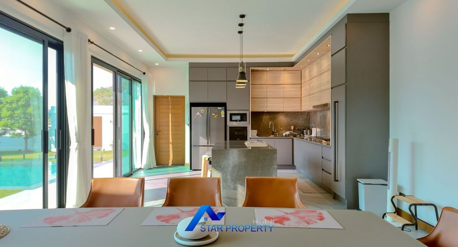 For sale 5 bedrooms villa in Hua Hin, Prachuap Khiri Khan
