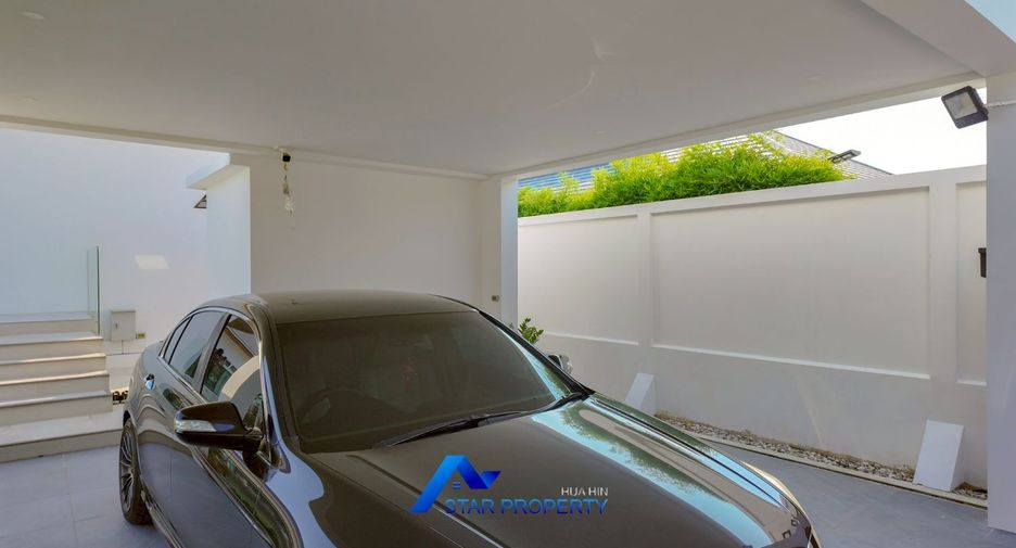 For sale 5 bedrooms villa in Hua Hin, Prachuap Khiri Khan