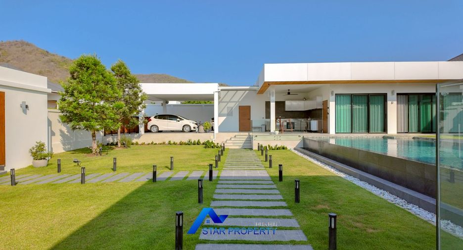 For sale 5 bedrooms villa in Hua Hin, Prachuap Khiri Khan