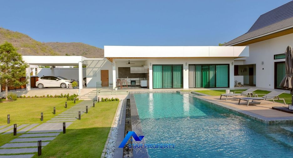 For sale 5 bedrooms villa in Hua Hin, Prachuap Khiri Khan
