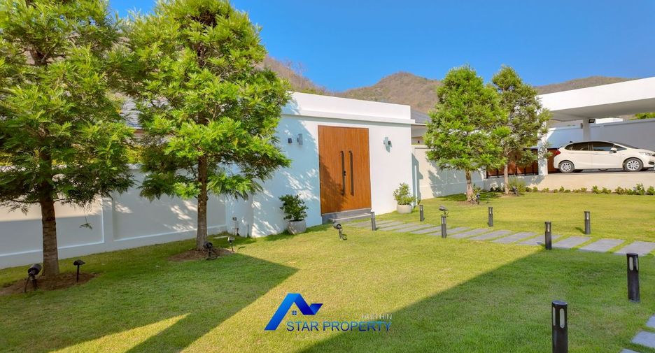 For sale 5 bedrooms villa in Hua Hin, Prachuap Khiri Khan