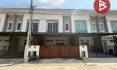 For sale 3 bedrooms townhouse in Don Mueang, Bangkok