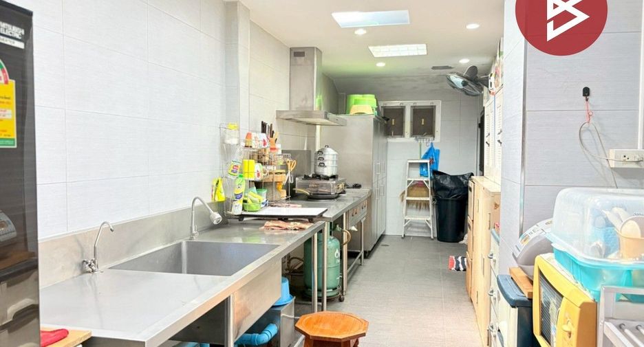 For sale 2 bedrooms house in Min Buri, Bangkok