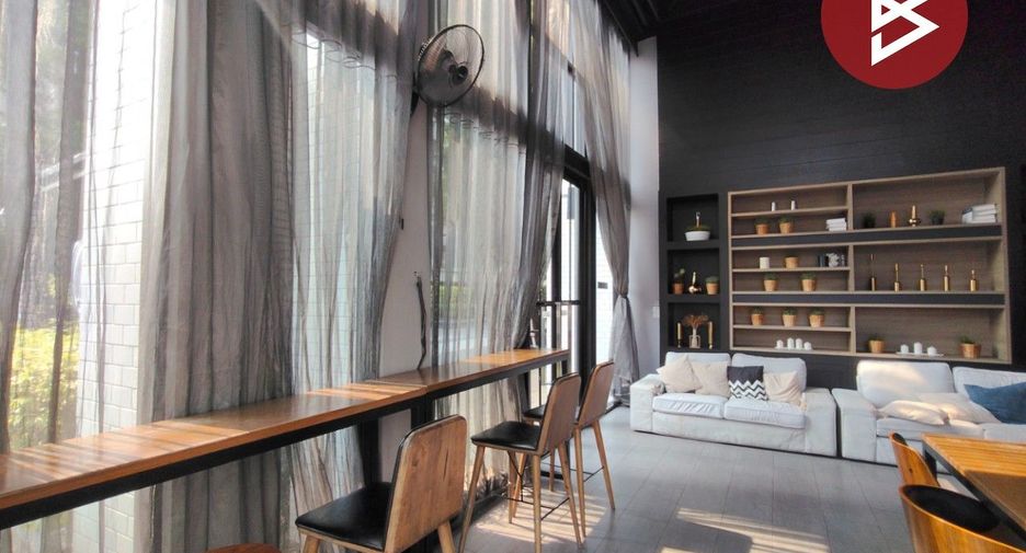 For sale 1 bed condo in Bang Na, Bangkok