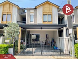 Продажа 3 спальни таунхаус в Si Racha, Чонбури