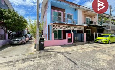 Casa adosada en venta de 4 habitaciones en Mueang Samut Sakhon, Samut Sakhon