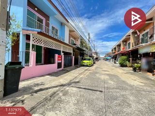 出售 4 卧室 联排别墅 在 Mueang Samut Sakhon, Samut Sakhon