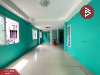 出售 4 卧室 联排别墅 在 Mueang Samut Sakhon, Samut Sakhon