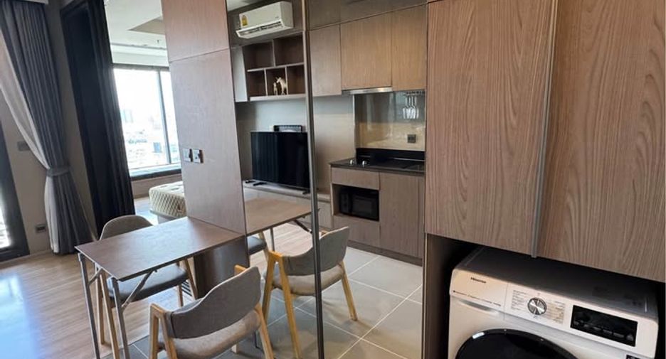 For rent and for sale 1 bed condo in Phaya Thai, Bangkok