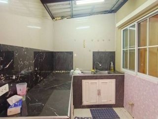 Casa adosada en venta de 4 habitaciones en Ban Pho, Chachoengsao