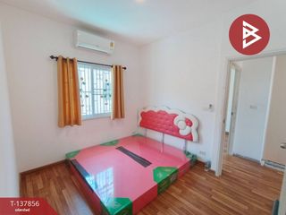 Casa adosada en venta de 4 habitaciones en Ban Pho, Chachoengsao
