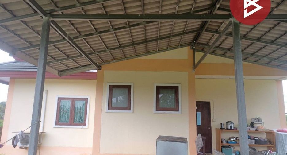For sale 3 bedrooms house in Mueang Chumphon, Chumphon