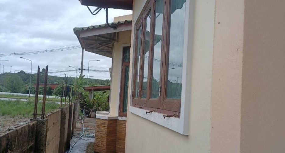 For sale 3 bedrooms house in Mueang Chumphon, Chumphon