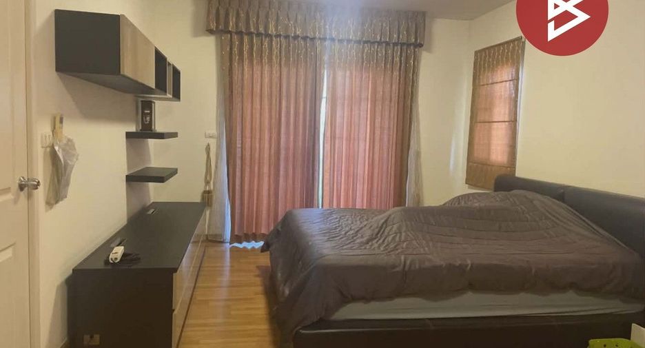 For sale 3 bedrooms house in Sai Mai, Bangkok