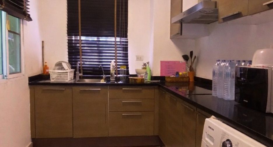 For sale 3 bedrooms house in Sai Mai, Bangkok