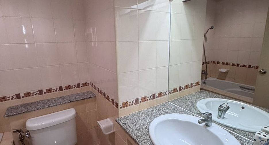 For rent 1 bed condo in Si Racha, Chonburi