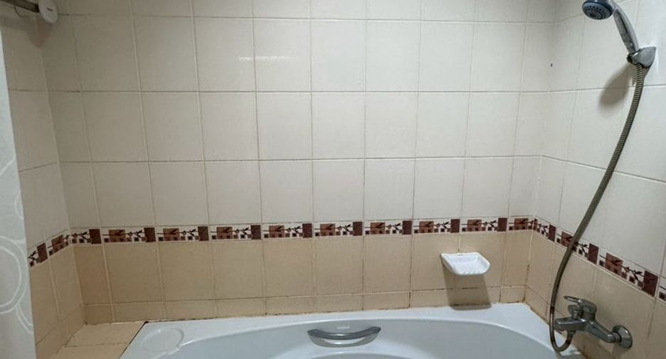 For rent 1 bed condo in Si Racha, Chonburi