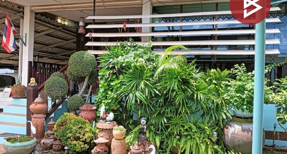 For sale 4 bedrooms house in Mueang Nakhon Sawan, Nakhon Sawan
