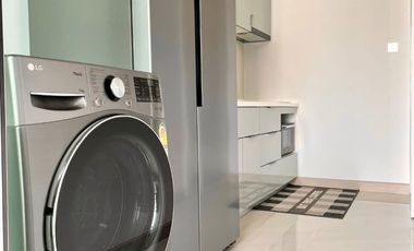 Wohnung zur Miete mit 2 Zimmer in Bang Rak, Bangkok