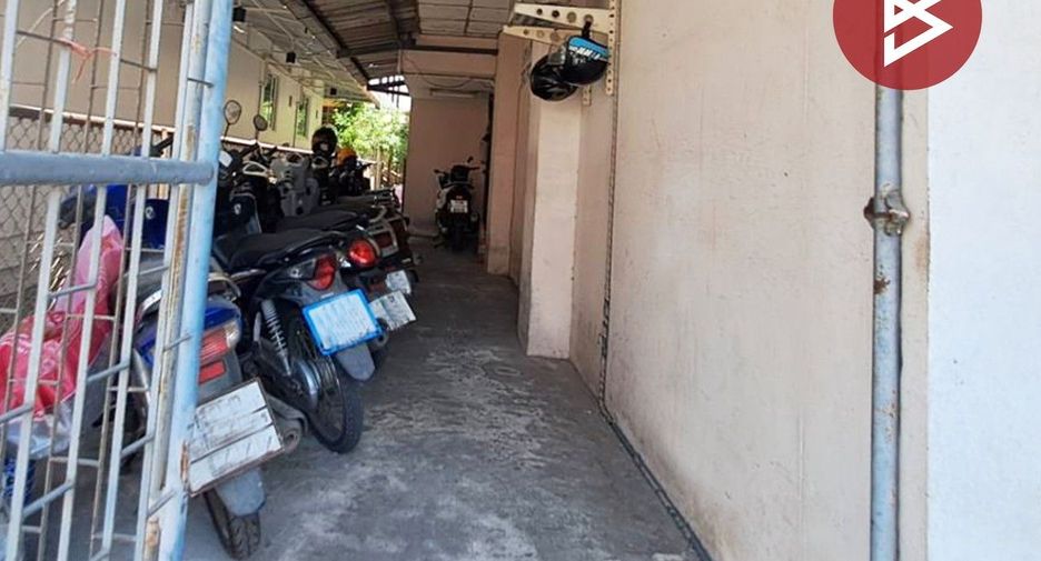 Apartamento con servicios en venta en Khlong Luang, Pathum Thani
