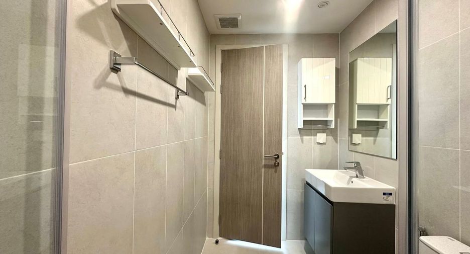 For rent and for sale 1 bed condo in Bang Rak, Bangkok