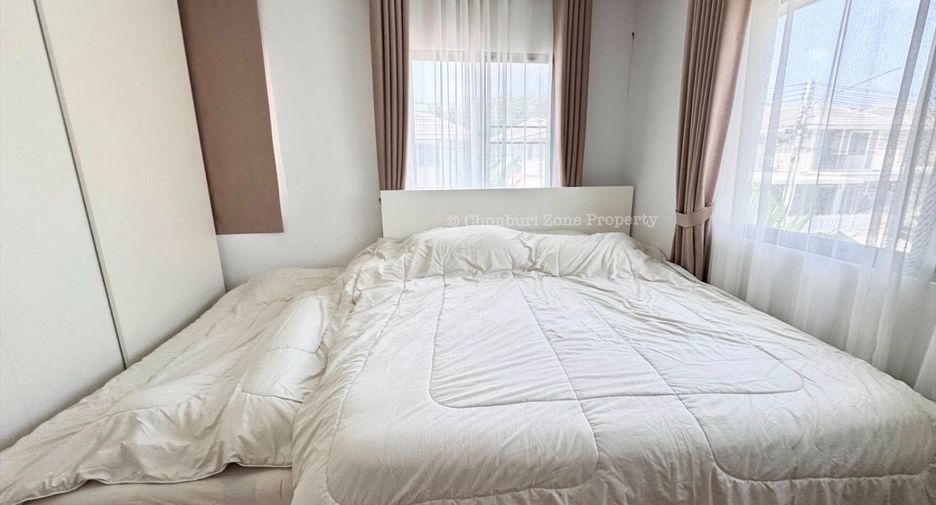 For sale 3 bedrooms house in Si Racha, Chonburi