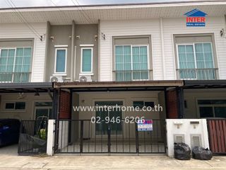 For sale 3 bedrooms townhouse in Don Mueang, Bangkok