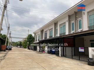 For sale 3 bedrooms townhouse in Don Mueang, Bangkok