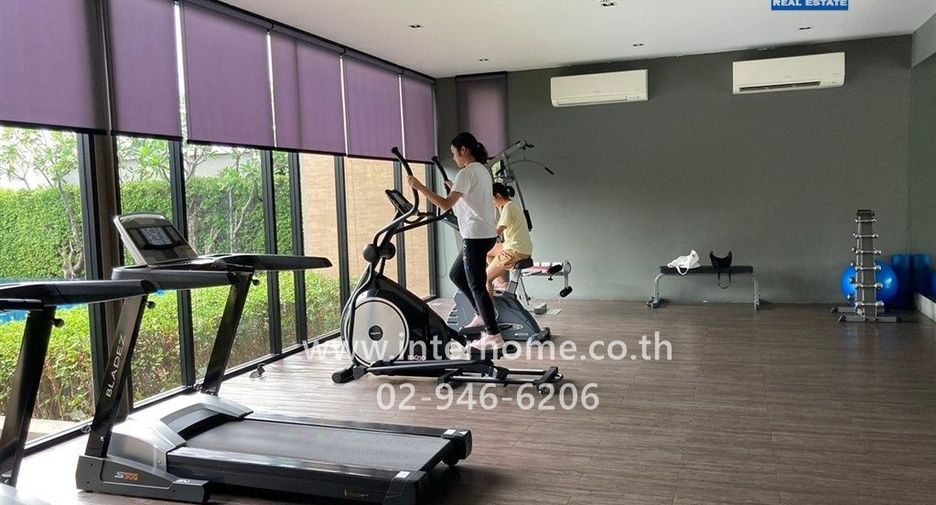 For sale 3 bedrooms townhouse in Don Mueang, Bangkok
