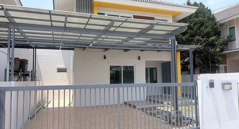 For sale 3 bedrooms house in Si Racha, Chonburi