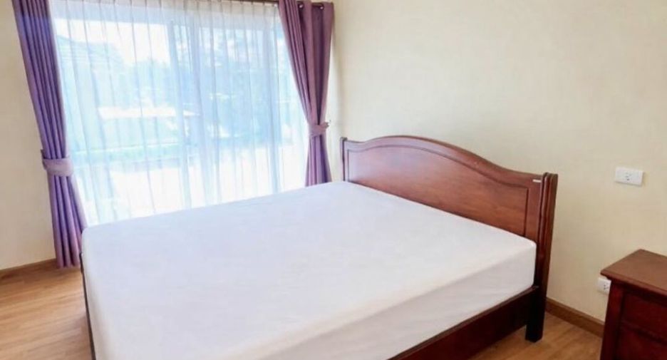 For rent 3 bedrooms house in Si Racha, Chonburi