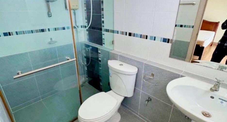 For rent 3 bedrooms house in Si Racha, Chonburi
