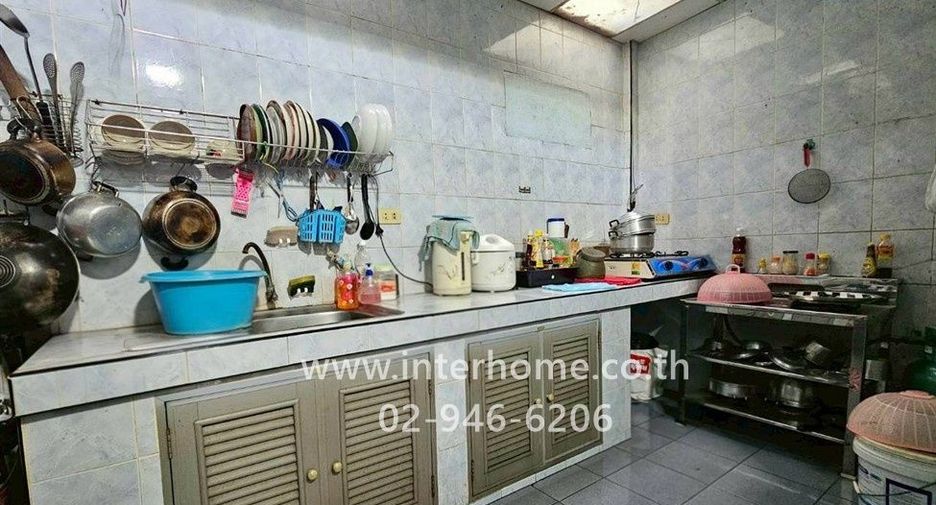 For sale 2 bedrooms townhouse in Lam Luk Ka, Pathum Thani