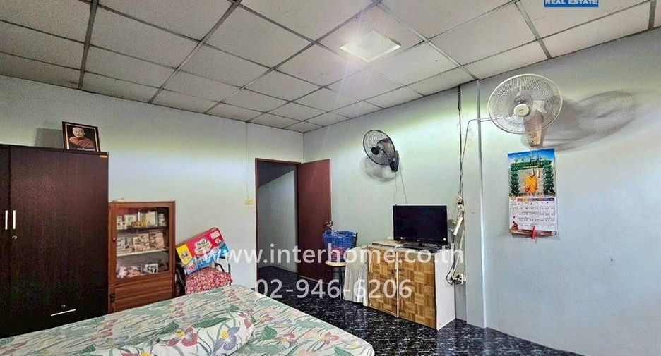 For sale 2 bedrooms townhouse in Lam Luk Ka, Pathum Thani