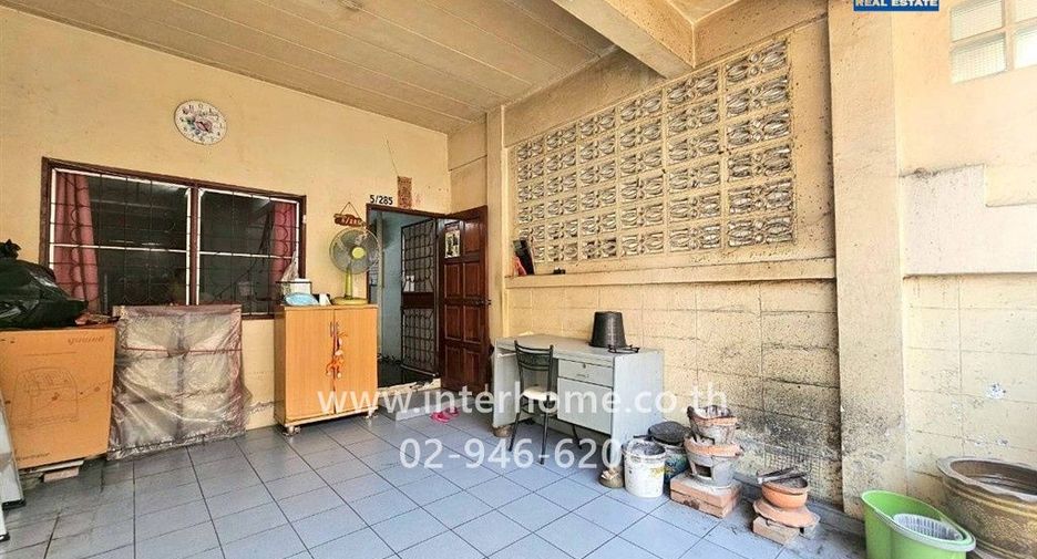For sale 2 bedrooms townhouse in Lam Luk Ka, Pathum Thani