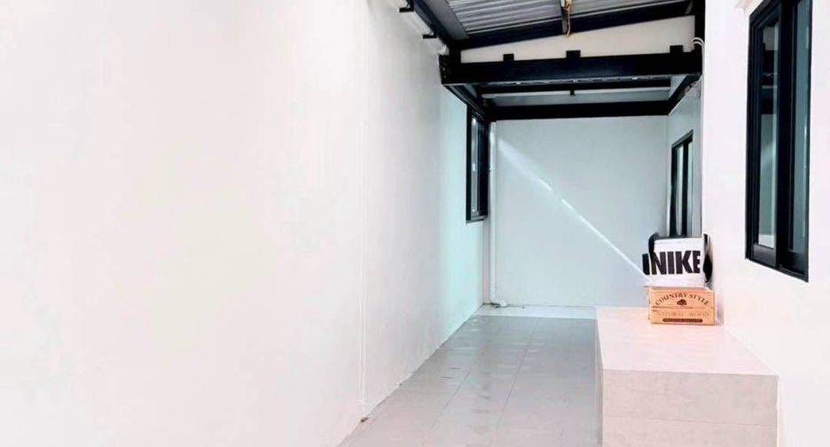 Casa en venta de 3 habitaciones en Si Racha, Chonburi