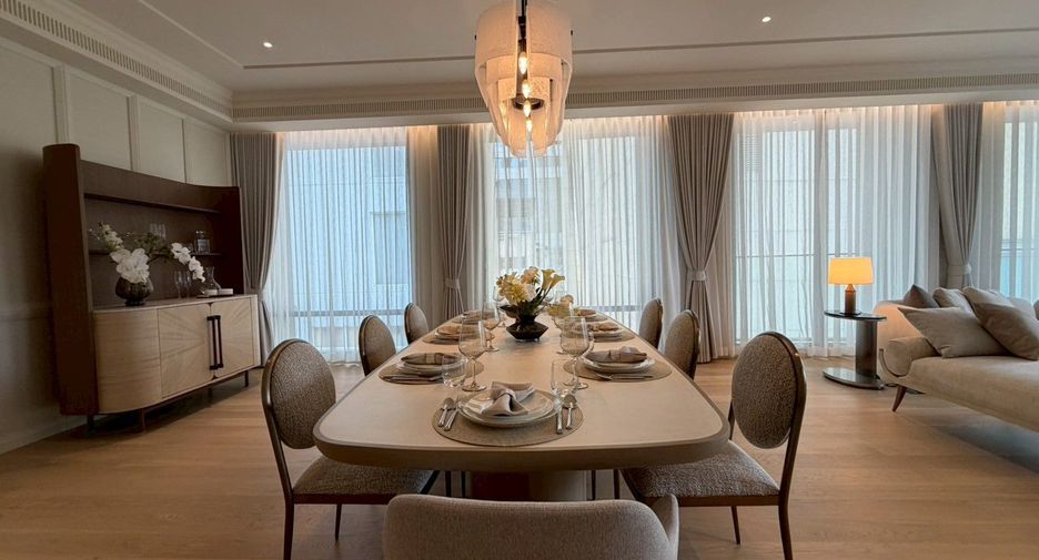 For sale 2 bedrooms condo in Khlong Toei, Bangkok